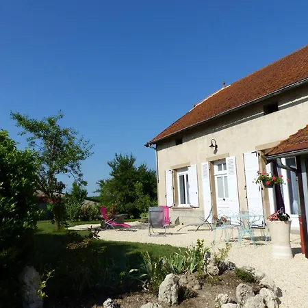 Familial Renove A La Campagne Avec Jardin, 4 Chambres, Proche Loisirs Et Attractions - Fr-1-489-61 Holiday home Cindre